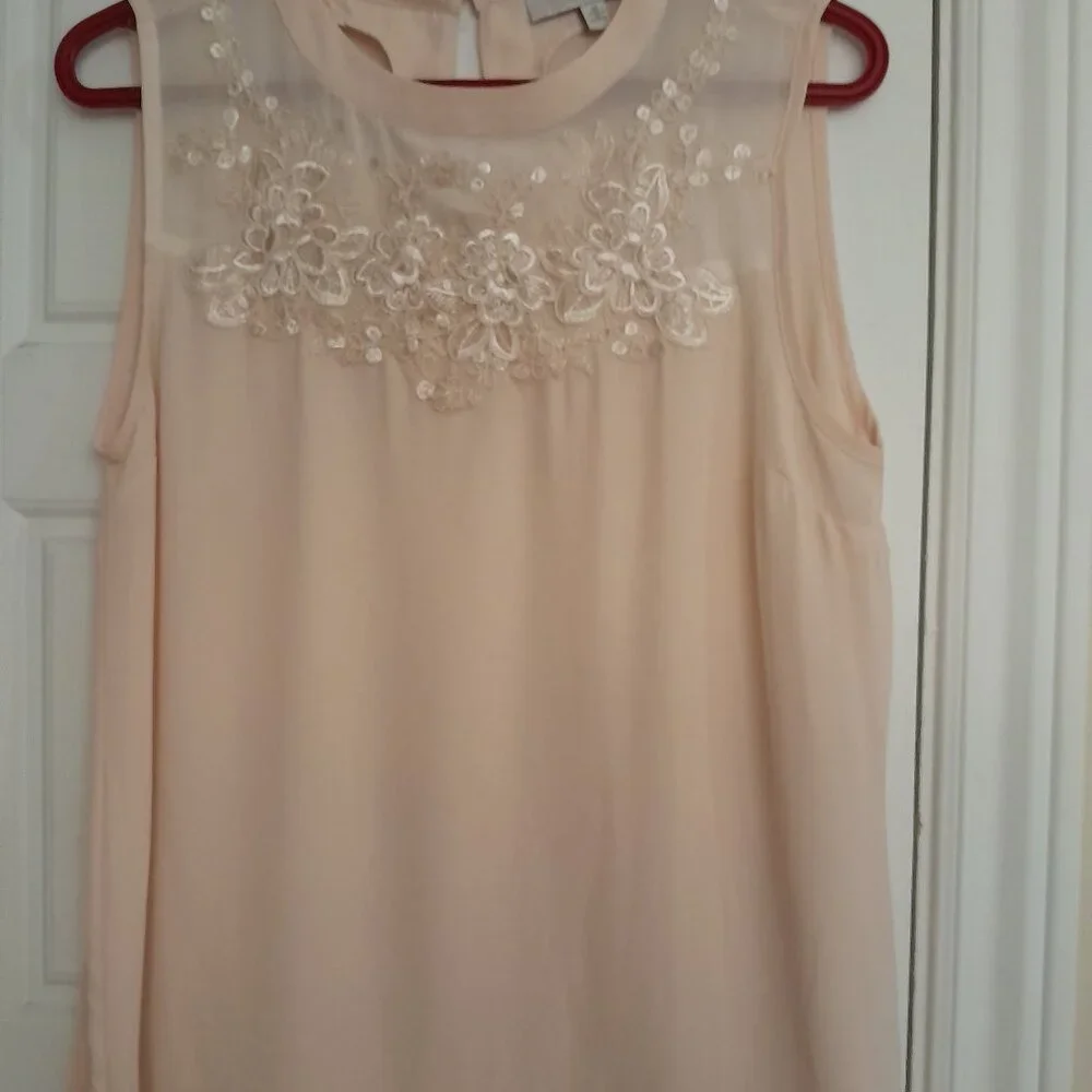 blouse - Picture 1 of 2